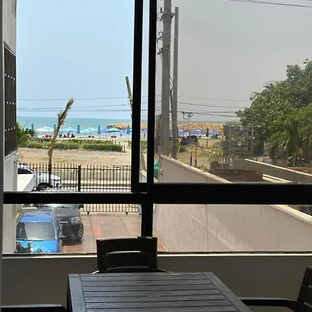 Hermosa Habitación Frente A La Playa En 2 Personas Cartagena