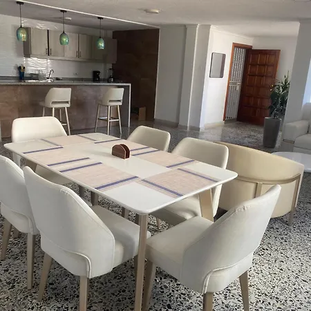 Habitación en casa particular Hermosa Habitación Frente A La Playa En 2 Personas *